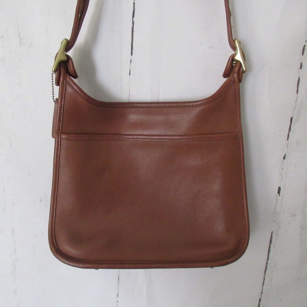 Vintage Y2K Coach Legacy Crossbody Bag 9966 British Tan Leather Zip Top - Picture 2 of 10